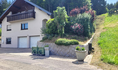 Detached detached house, in Bühlertal, in an exposed location on the edge of the village