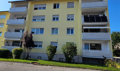 Sunny 2-room apartment with great south-facing balcony + garage in Hausham - commission-free investment