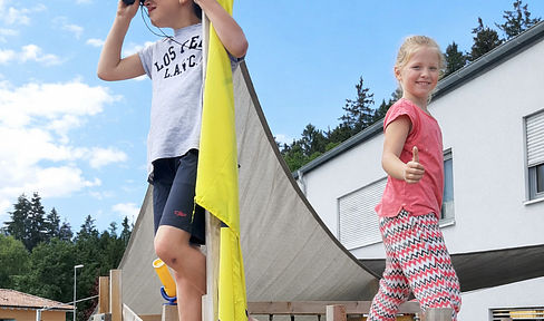 Exclusive KfW 40 brick house on a quiet south-facing slope with far-reaching views