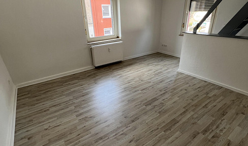 Freshly renovated maisonette apartment with private entrance in Oberhausen
