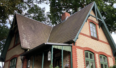 Historic one-off between Hamburg and the North Sea: Düneck Castle gardener's house