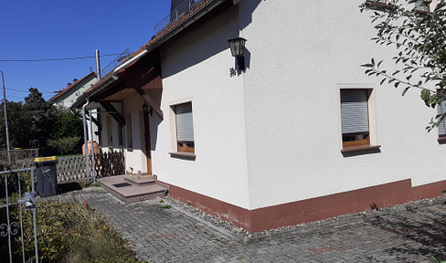 Semi-detached house directly from the owner, price VB