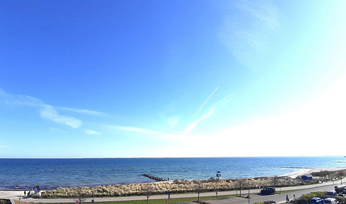 Hamburger Träumchen, front row sea view on the Baltic Sea