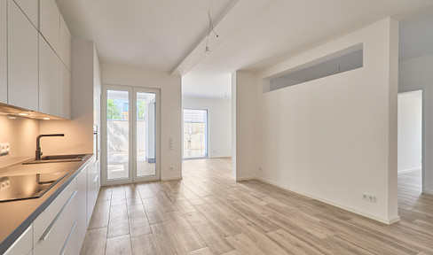 Exclusive apartment in the basement with large terrace