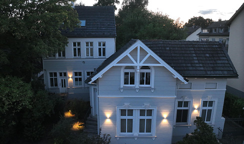 Stilvolles Jugendstilhaus – optimal für Mehrgenerationen oder Arbeiten und Wohnen vereint