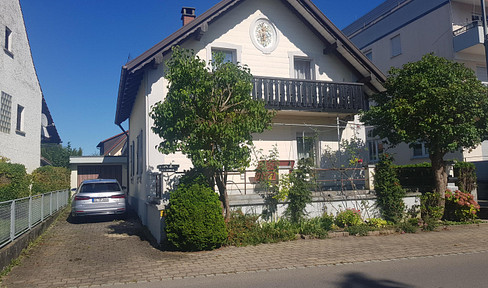 RESERVIERT! Grundstück mit Altbestand und privatem Seezugang in Langenargen a. Bodensee