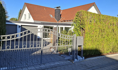 Sankt Augustin- Auf dem Niederberg, first floor apartment for sale. FREE OF COMMISSION !