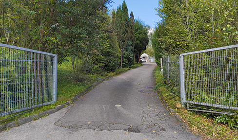 Fantastic property, 330 sqm living space, 1700/2600 sqm, up to 5 units, on the outskirts of Aistaig