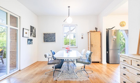 Timeless. Modern. Commission-free. - A house that inspires!