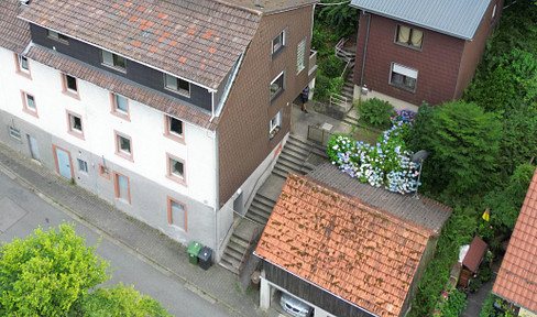 Affordable investment property with 4 residential units, 3FH + granny annexe on the edge of the forest