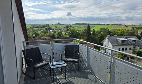 Charming 2-room attic apartment in Bittenfeld (partially furnished and air-conditioned).
