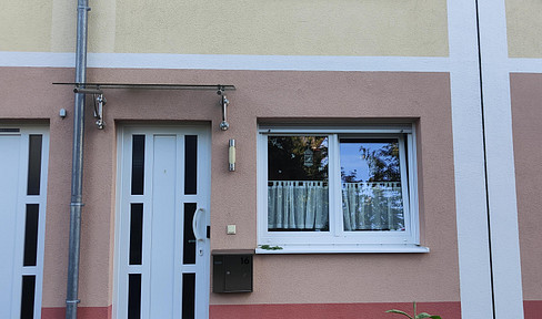 Reihenmittelhaus in Zirndorf - Pinderpark Provisionsfrei !RESERVIERT!