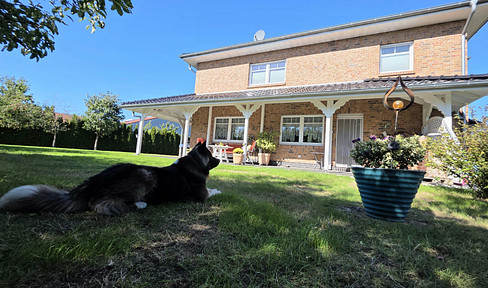 Comfort and relaxation in the Bremerhaven area: A unique, high-quality city villa with geothermal heating and KfW 40 certification.