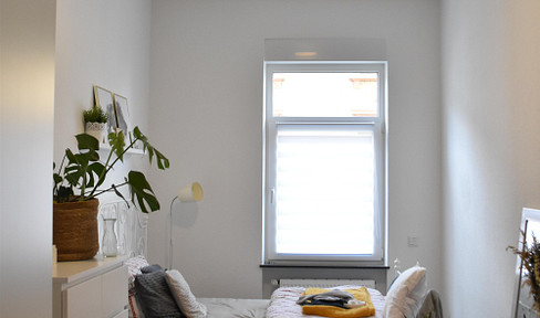 Bright 3-room apartment with EBK in a central location