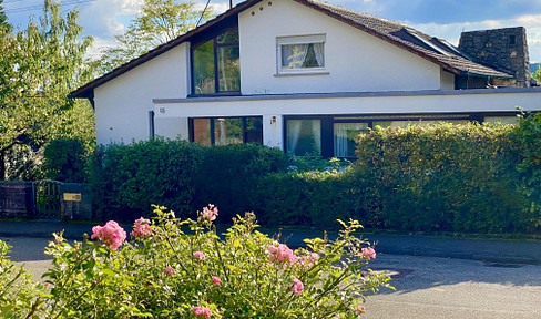 Feel-good oasis in a prime location - detached house with large garden "PROVISION FREE"