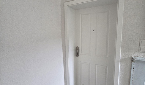 Kernsanierte 2-Zimmer-Wohnung nahe Bahnhof Oberbarmen – 3. OG links, Küche/Bad, Keller