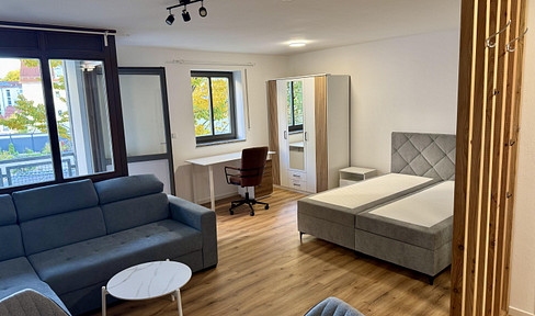 Hochwertig & möbliert: Helles Appartement mit TG-Stellplatz & Balkon