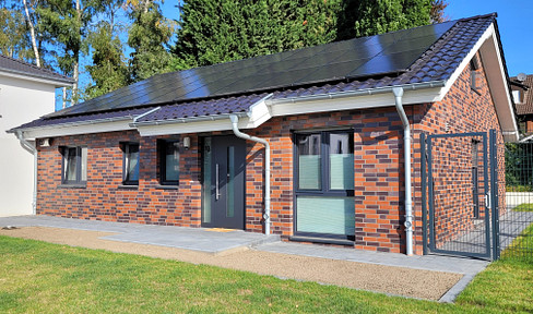 Neubau Bungalow in KfW-55 Bauweise: ebenerdig, energieeffizient sowie hochwertig ausgestattet