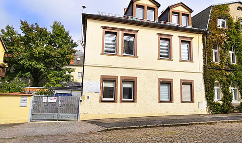 Doppelhaushälfte m. Ausbaureserve, Top-Standort - DD-Neustadt, (Monteure, Studenten, oder, oder....)