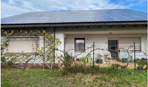 Einfamilienhaus - Sanierungsobjekt mit guter Bausubstanz
