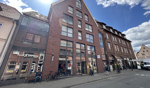 Retail space for rent in Lüneburg - premium location in the water district