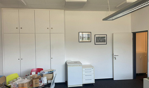 Helles und ruhiges Büro in Top-Lage in Hanau-Großauheim