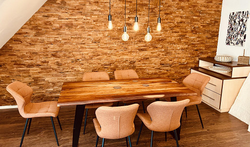 Großzügige Wohnung mit Altstadtflair