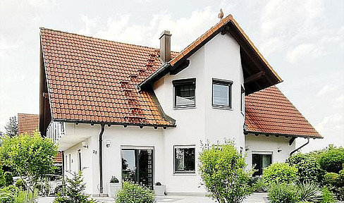 Attraktives freistehendes Einfamilienhaus