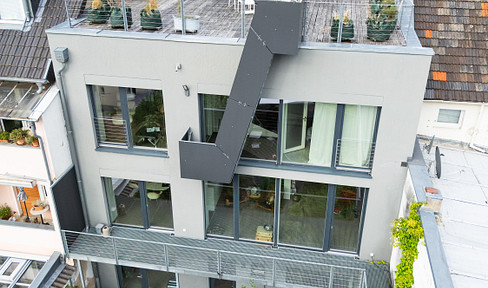Stadthaus (WEG), zentral, ruhig und nachhaltig kernsaniert mit Blick auf Venusberg