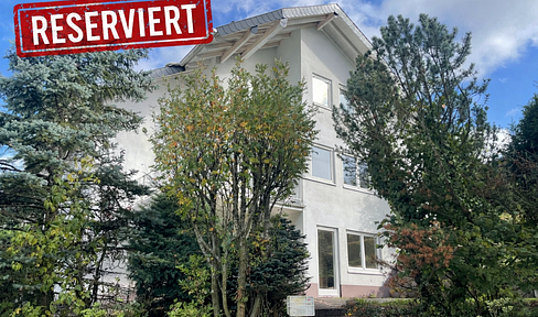 RESERVED: Prestigious family villa with granny apartment & fantastic views commission-free