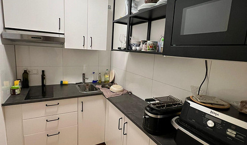 Flat share suitable 4 room apartment in the city center Moltkestr