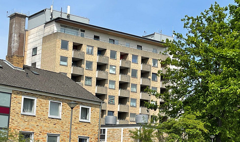 1-room apartment, completely renovated with kitchenette, bathroom and balcony in Wietzenbruch