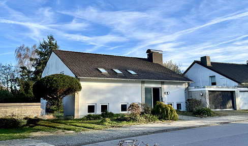 EFH oder MFH: außergewöhnlich flexibel & solide, ideale Lage, großes Potential