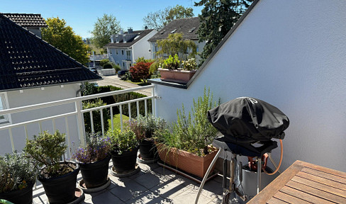 Free of commission: sunny top 2.5 room DG maisonette apartment with beautiful roof terrace