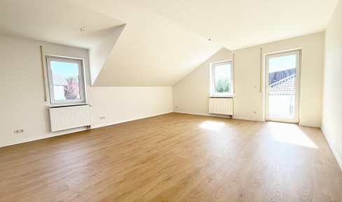 Rodgebiet: Schöne grosszügige 3.5 Zi Maisonette Wohnung
