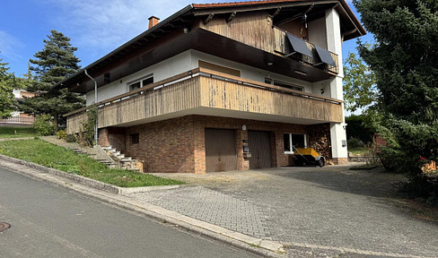 Detached house with granny apartment on the edge of the vineyards with panoramic views of the Nahe valley