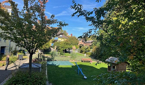 Duplex 3-room apartment in Zündorf near the marina