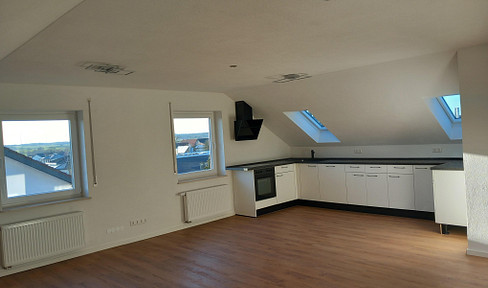 Mieter gesucht für neu ausgebaute DG Wohnung