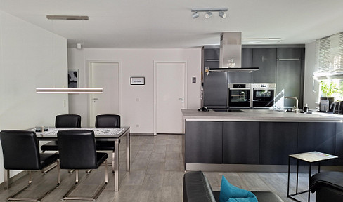 Reserviert-Attraktive 3 Zimmer-Wohnung, 2 Sonnenterrassen, Wintergarten, 2 Stellplätze in Nieder-Olm