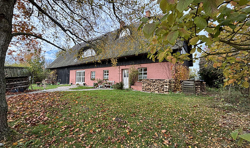 House, farmhouse, country house, a rural idyll in a peaceful location. A country house that touches the soul.