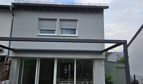 Modernes und energieeffizentes Reihenendhaus Bad Homburg Ober-Eschbach