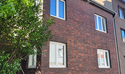 Charming old building with a garden - no real estate agent fees.