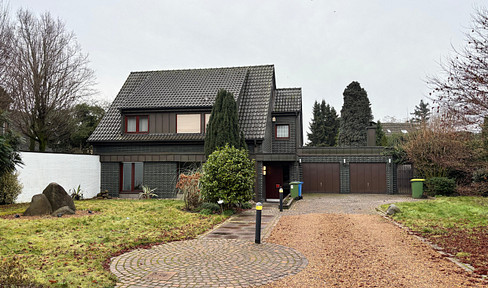 Two-family house in the countryside of Oberhausen