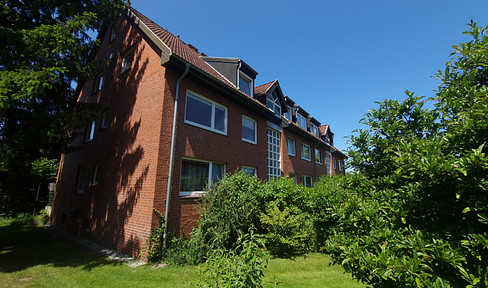 Provisionsfrei - helle kernsanierte Wohnung in ruhiger Sackgassenlage