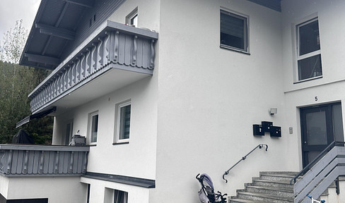 GENRALSANIERT: Wunderschöne, moderne 4-Zimmerwohnung mit Süd- West-Balkon und traumhaftem Ausblick