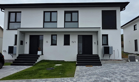 Modern semi-detached house in the new development area of Neudenau-Herbolzheim