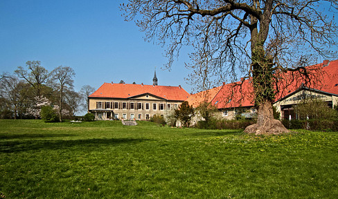 Modern, individual and with a great view of the estate park at the Lucklum manor house