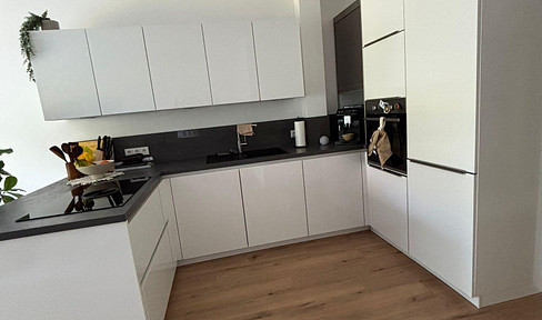 Neuwertige 3-Zimmer-EG Wohnung mit Garten, Terrasse & 2 Stellplätzen in Jüchen – provisionsfrei