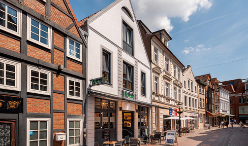 Charming apartment building in the heart of Buxtehude's old town