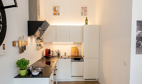 3-Zimmer-Wohnung in zentraler & ruhiger Lage nahe Augarten – 3,5m Raumhöhe, Top saniert, WG-tauglich